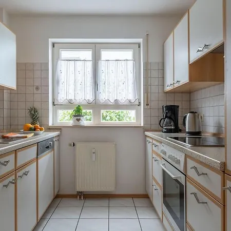 Familienoase * אונטרהלדינגן